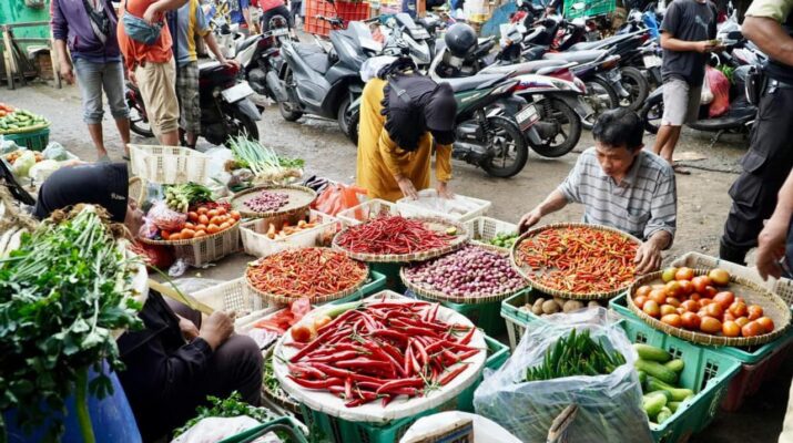 Harga Pangan 15 Mei 2026 Bergerak Fluktuatif, Cabai Rawit Merah Mulai Turun