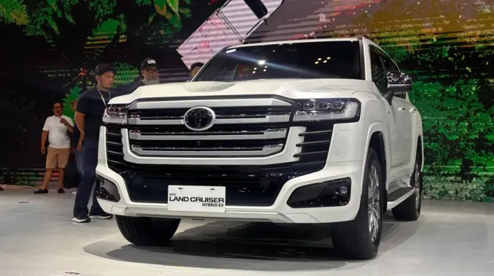 Toyota Siapkan Land Cruiser 300 Terbaru, Meluncur di Jepang Pertengahan September