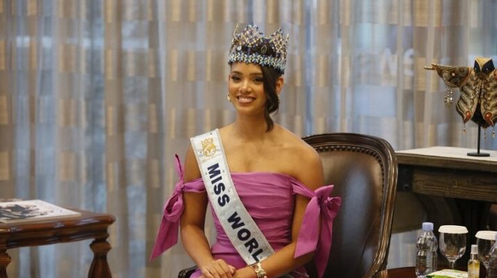 Miss World 2026 Joheirry Mola Tampil Memukau saat Berkunjung ke iNews Tower Jakarta
